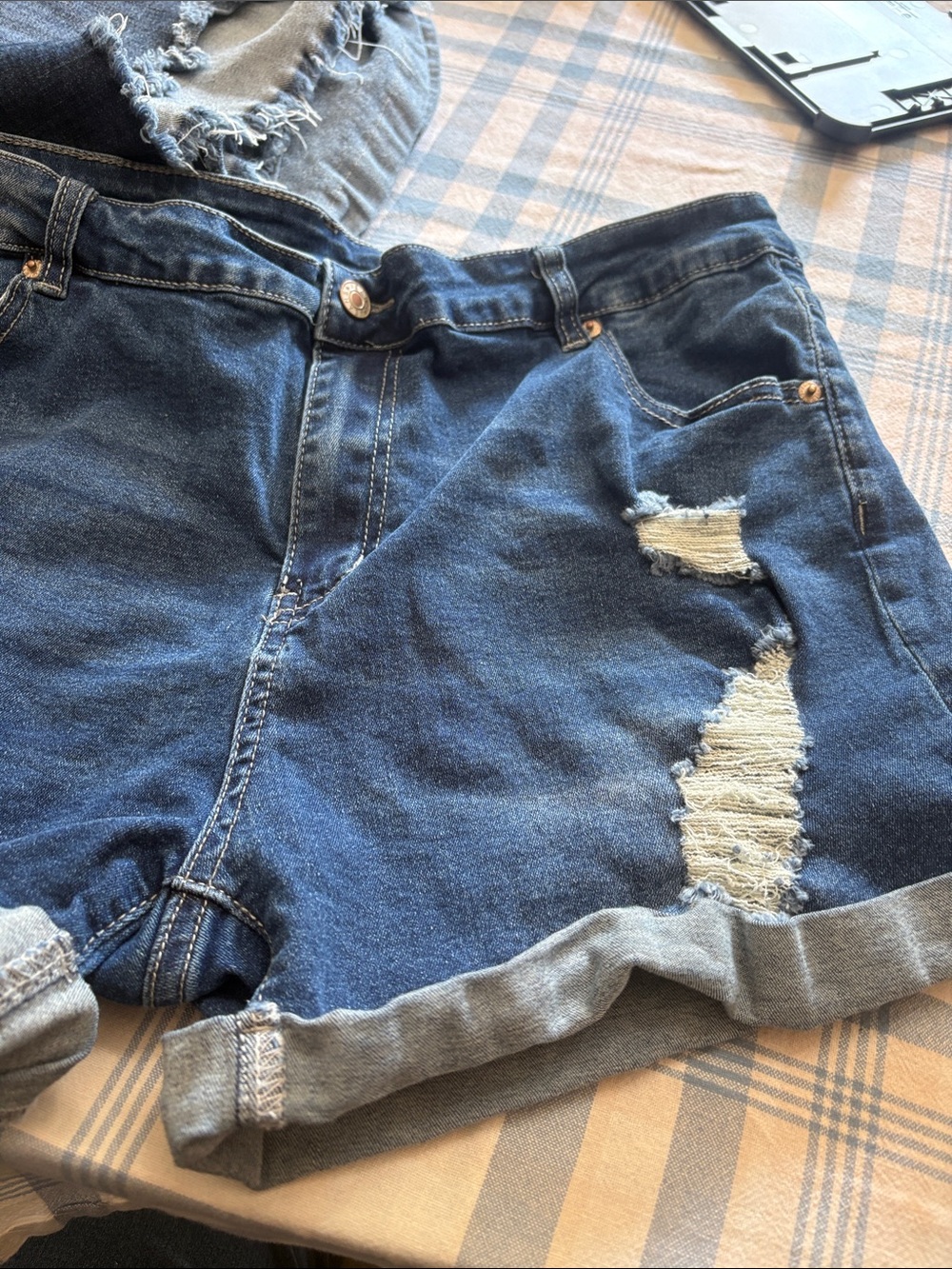 Denim Distressed Roll-Cuff Women's Shorts - Blue